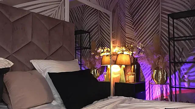 Snapshot of EvaRhea chatting on April 2026 02:56:01 AM EvaRhea online show from April 2026 02:56:01 AM