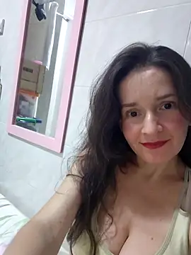 Snapshot of _anita_rojas chatting on April 2026 05:01:02 AM anita rojas online show from April 2026 05:01:02 AM