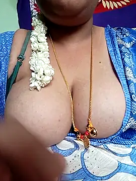 Snapshot of Geetha227 chatting on December 2025 04:21:01 AM Geetha227 online show from December 2025 04:21:01 AM