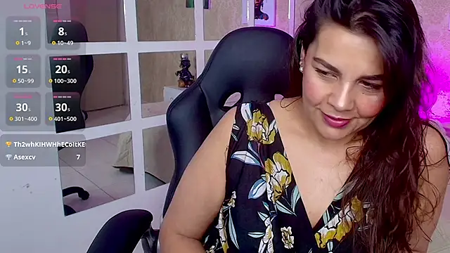 Snapshot of SecretObsession_Eup chatting on October 2025 03:40:01 AM SecretObsession Eup online show from October 2025 03:40:01 AM