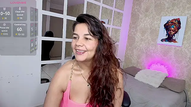 Snapshot of SecretObsession_Eup chatting on November 2025 03:39:02 AM SecretObsession Eup online show from November 2025 03:39:02 AM