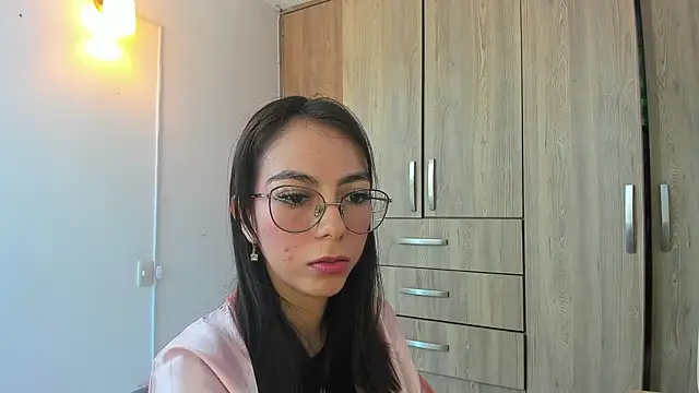 horny adiction online show from April 2026 07:58:01 PM