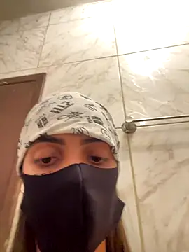 Bandidasexy22 online show from September 2025 07:13:01 PM