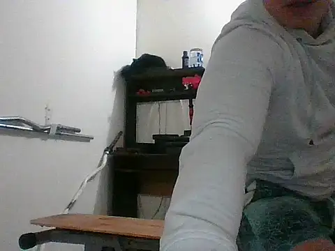 mickseb89 online show from September 2025 10:26:01 PM