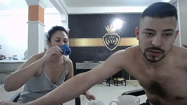 yohacriss online show from October 2025 09:59:01 PM