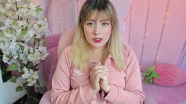 Snapshot of Jenny_Wolridge_ chatting on February 2026 06:53:02 PM Jenny Wolridge online show from February 2026 06:53:02 PM