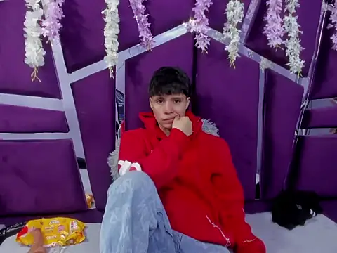 Bruno Cruzz online show from December 2025 02:29:02 AM