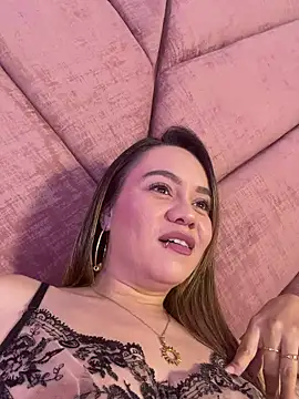 Snapshot of Sky_Junne chatting on May 2026 05:18:02 PM Sky Junne online show from May 2026 05:18:02 PM