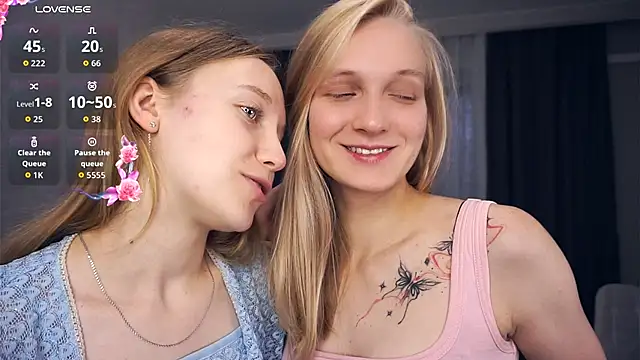 Snapshot of EarnestineGyllenband chatting on September 2025 06:28:02 AM EarnestineGyllenband online show from September 2025 06:28:02 AM