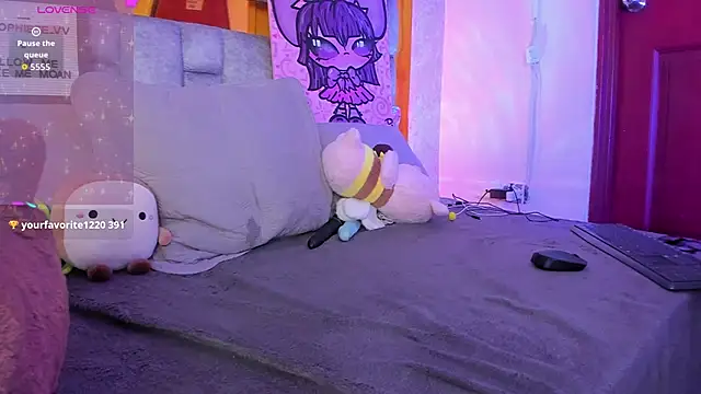 sophiievv online show from December 2025 06:41:02 AM