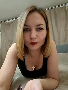 VeroLoverx online show from November 2025 03:55:02 PM