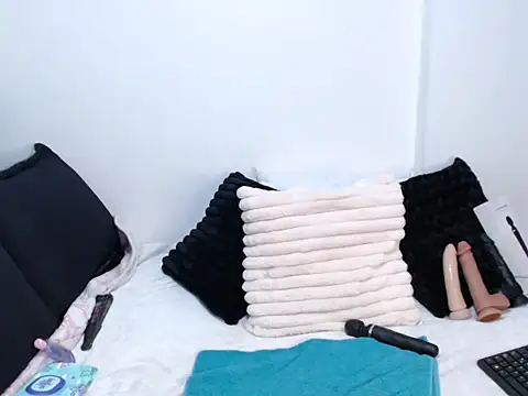 Snapshot of Zaira_sweet chatting on January 2026 06:32:02 PM Zaira sweet online show from January 2026 06:32:02 PM