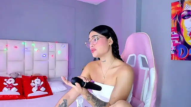 SammyRose  online show from November 2025 06:45:02 PM