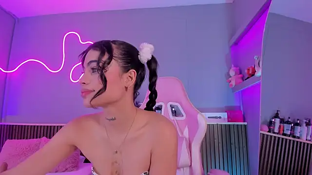 SammyRose  online show from July 2026 08:00:01 PM