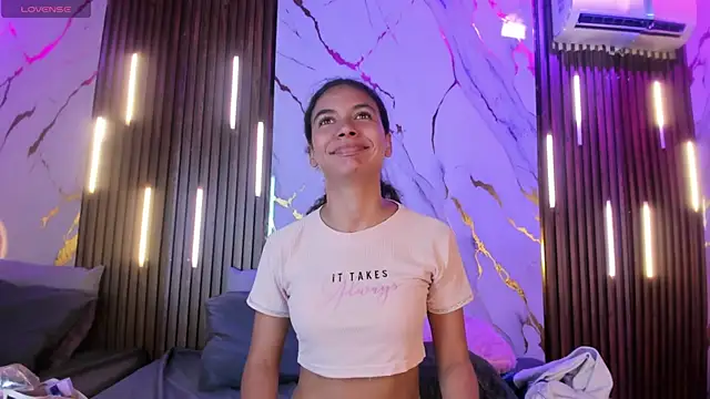 VictoriaDuart online show from September 2025 07:58:02 PM