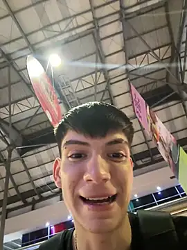 Luck  090 online show from February 2026 01:37:01 AM