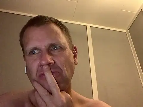 Snapshot of Gangbangchem chatting on October 2025 12:19:02 AM Gangbangchem online show from October 2025 12:19:02 AM