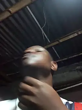 Snapshot of MackMacKenzie chatting on March 2026 12:46:02 AM MackMacKenzie online show from March 2026 12:46:02 AM