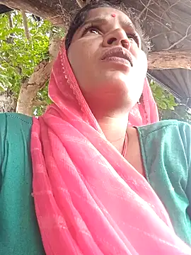 Hot Seema83 online show from October 2025 05:05:01 AM