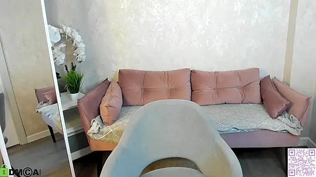 Brenda Puff online show from February 2026 04:17:01 AM