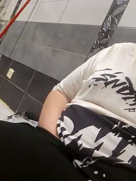 Snapshot of jedoo1213 chatting on December 2025 09:21:02 PM jedoo1213 online show from December 2025 09:21:02 PM