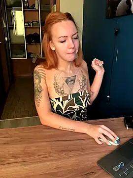 Amore Mia  online show from October 2025 05:49:01 AM