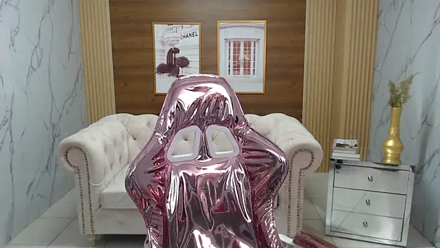 sara lopez s online show from February 2026 01:20:01 PM