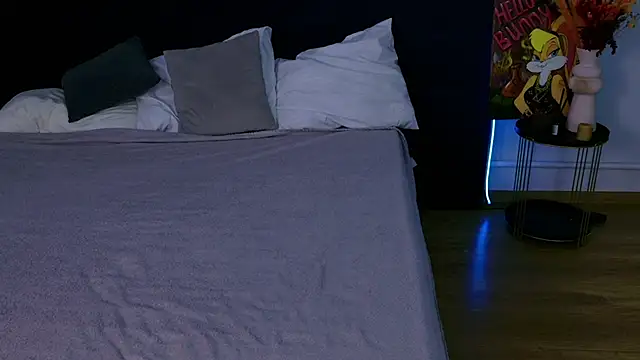 Snapshot of Evie_Vall chatting on September 2025 03:03:01 PM Evie Vall online show from September 2025 03:03:01 PM