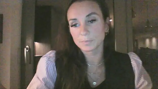 Snapshot of Justnani001 chatting on October 2025 07:22:02 PM Justnani001 online show from October 2025 07:22:02 PM