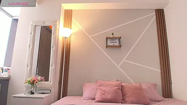 Little ginger online show from September 2025 07:29:01 PM