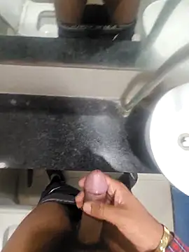 Snapshot of Gamecoc chatting on February 2026 05:27:02 AM Gamecoc online show from February 2026 05:27:02 AM