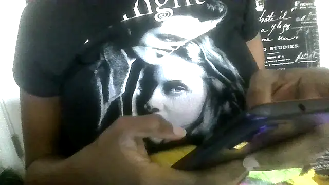 Snapshot of prettymaa chatting on September 2025 07:05:01 PM prettymaa online show from September 2025 07:05:01 PM