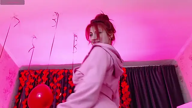 Nina Blum  online show from February 2026 06:53:02 AM