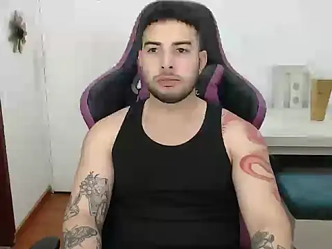 Snapshot of baby_mateo chatting on December 2025 10:37:02 PM baby mateo online show from December 2025 10:37:02 PM