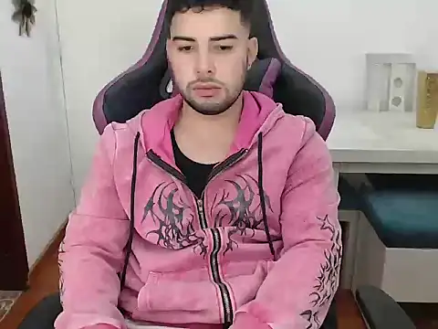 Snapshot of baby_mateo chatting on December 2025 08:16:02 PM baby mateo online show from December 2025 08:16:02 PM