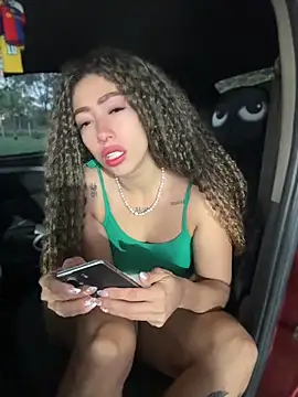 roxyrougee online show from May 2026 10:54:01 AM
