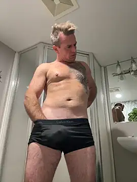 DILFiGuess11 online show from November 2025 06:45:01 PM