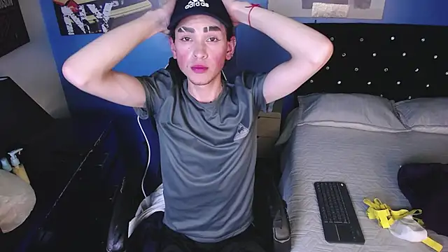 Aaron Fordd online show from October 2025 08:06:02 PM