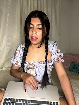 DianeSuns  online show from January 2026 03:45:02 AM