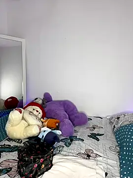 ViolettaMiller  online show from November 2025 01:04:02 PM