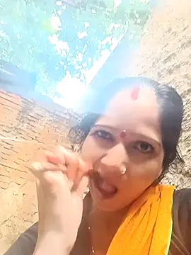 Jooli xx online show from October 2025 01:16:01 AM