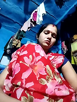 Jooli xx online show from April 2026 03:28:02 PM