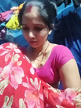 Jooli xx online show from May 2026 02:58:01 PM
