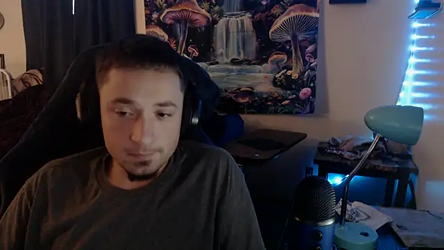 Snapshot of YoBlezz chatting on September 2025 11:05:02 PM YoBlezz online show from September 2025 11:05:02 PM