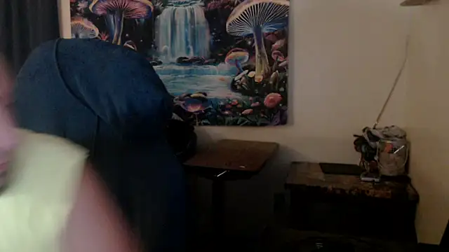 Snapshot of YoBlezz chatting on September 2025 11:21:02 AM YoBlezz online show from September 2025 11:21:02 AM