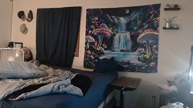 Snapshot of YoBlezz chatting on September 2025 07:25:01 PM YoBlezz online show from September 2025 07:25:01 PM