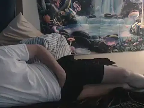 Snapshot of YoBlezz chatting on November 2025 08:57:02 AM YoBlezz online show from November 2025 08:57:02 AM