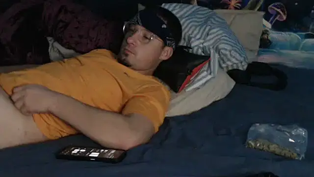 Snapshot of YoBlezz chatting on November 2025 07:14:02 PM YoBlezz online show from November 2025 07:14:02 PM