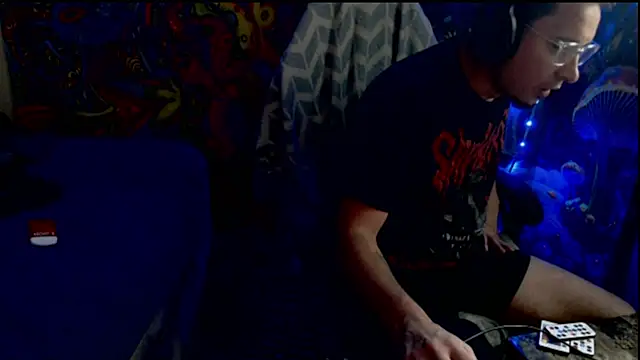 Snapshot of YoBlezz chatting on November 2025 11:46:01 AM YoBlezz online show from November 2025 11:46:01 AM