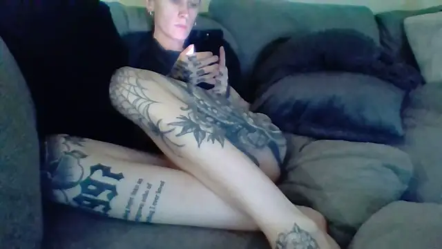 liltiddygoffwaifu online show from November 2025 10:51:01 AM